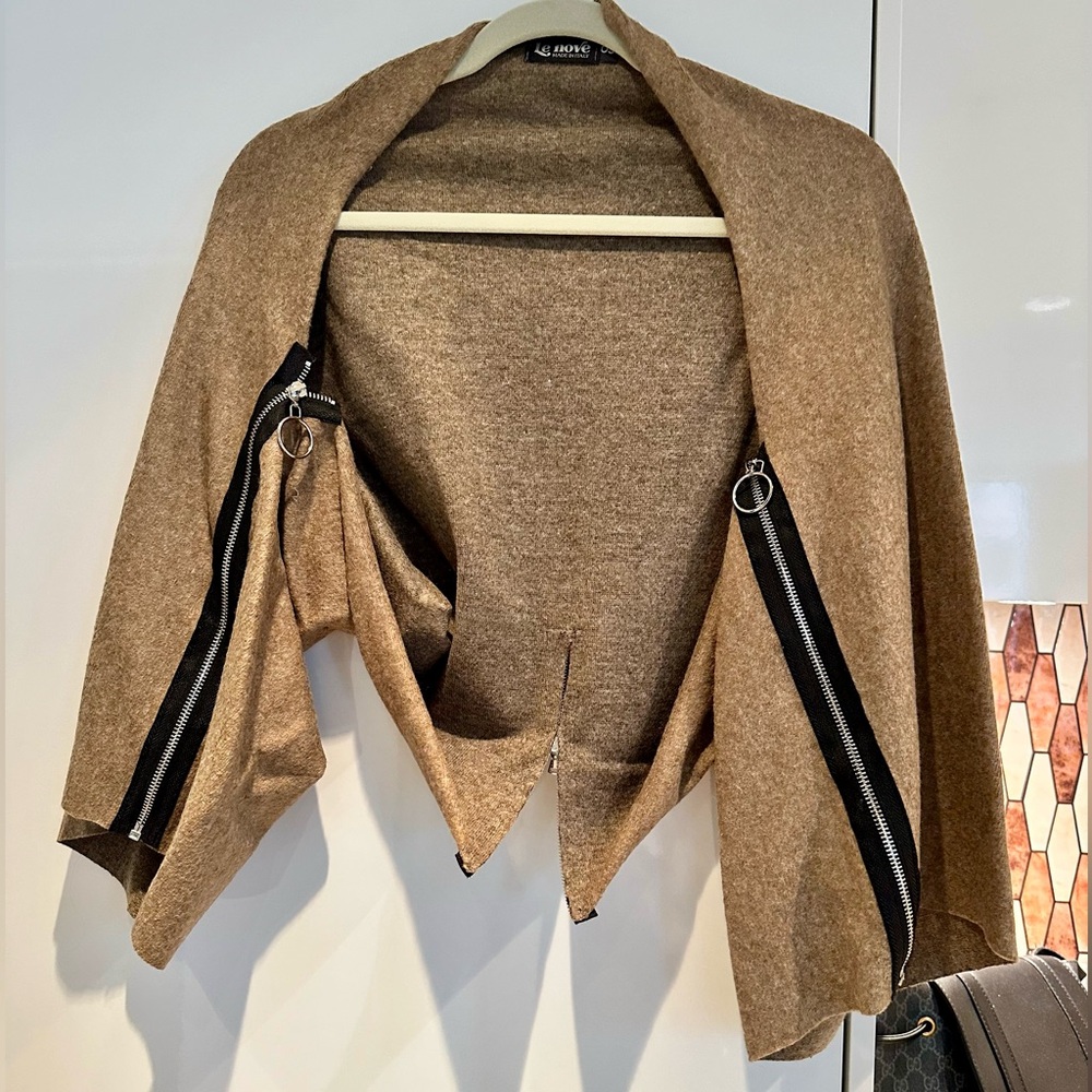 Made in Italy Shrug with Zipper Detail